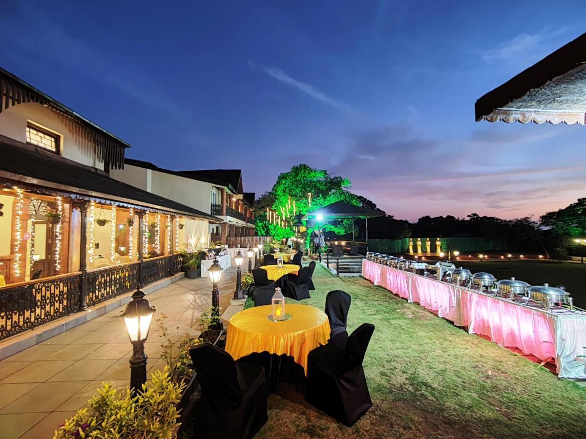 Regenta Mpg Club Mahabaleshwar Hotel Exterior foto