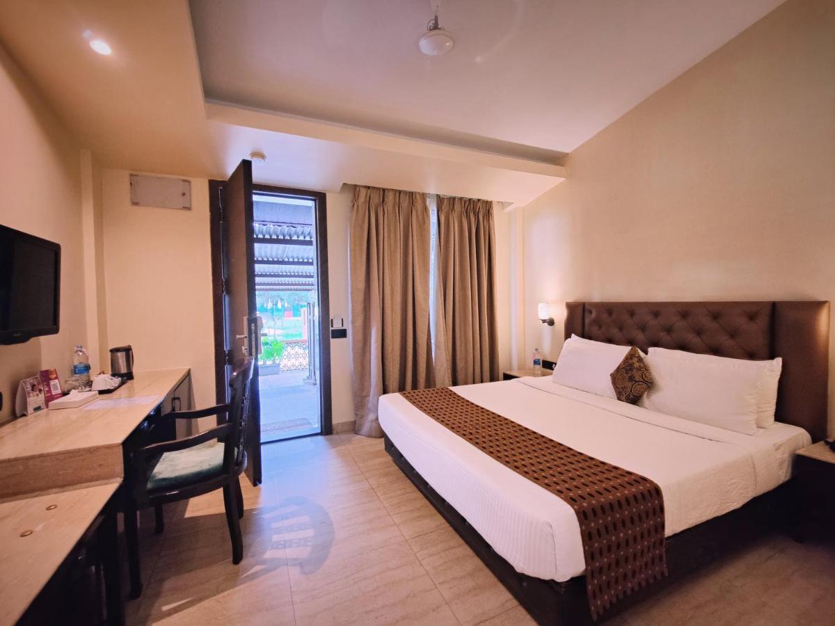 Regenta Mpg Club Mahabaleshwar Hotel Exterior foto